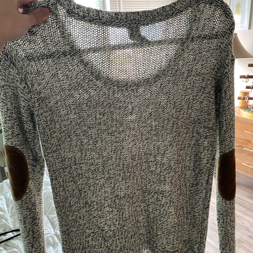 Women’s Sweater